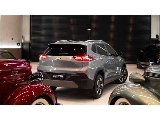 CHEVROLET-TRACKER-2024