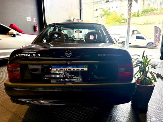 CHEVROLET-VECTRA-1995