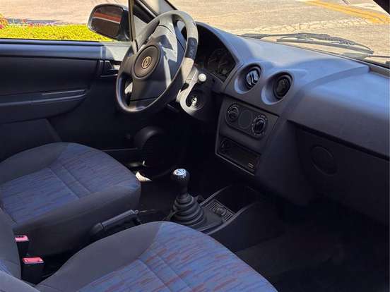 CHEVROLET-CELTA-1.0 MPFI VHCE LIFE 8V FLEX 2P MANUAL CHEVROLET-CELTA-2010
