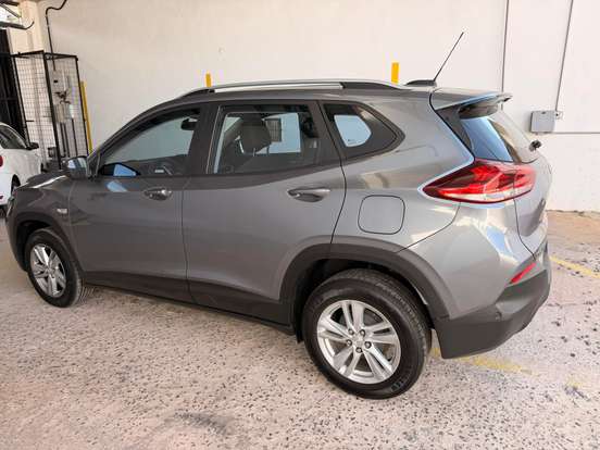 CHEVROLET-TRACKER-2020