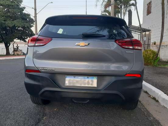CHEVROLET-TRACKER-2021