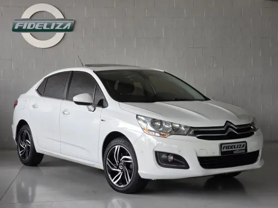 CITROËN C4 LOUNGE 1.6 EXCLUSIVE 16V TURBO GASOLINA 4P AUTOMÁTICO CITROËN C4 LOUNGE 1.6 EXCLUSIVE 16V TURBO GASOLINA 4P AUTOMÁTICO