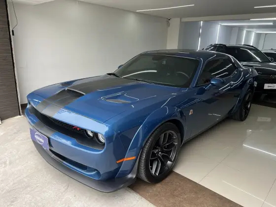 DODGE CHALLENGER 6.4 V8 HEMI GASOLINA R/T SCAT PACK TORQUEFLITE