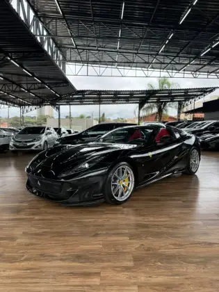 FERRARI 812 GTS 6.5 V12 GASOLINA F1-DCT FERRARI 812 GTS 6.5 V12 GASOLINA F1-DCT