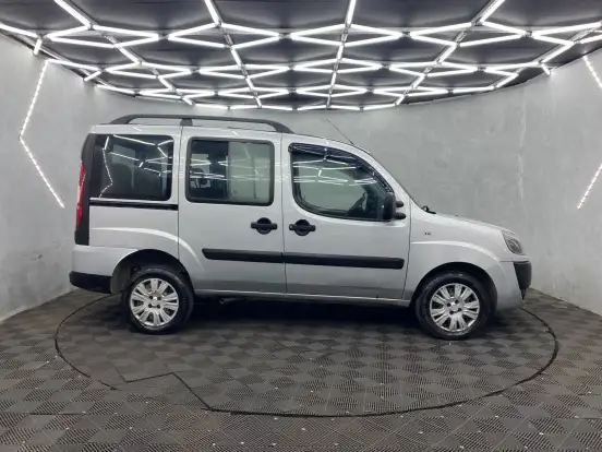 FIAT-DOBLÒ-1.8 MPI ESSENCE 16V FLEX 4P MANUAL FIAT-DOBLÒ-2020