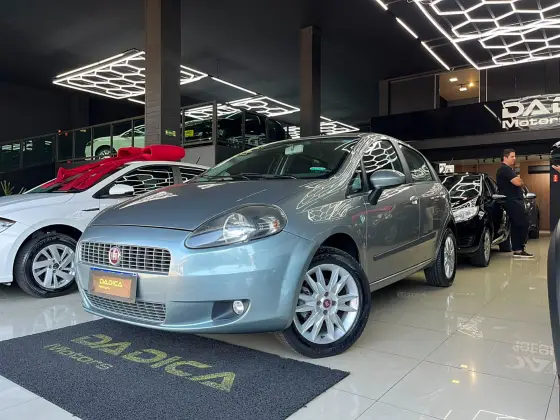 FIAT PUNTO 1.4 ATTRACTIVE ITALIA 8V FLEX 4P MANUAL FIAT PUNTO 1.4 ATTRACTIVE ITALIA 8V FLEX 4P MANUAL