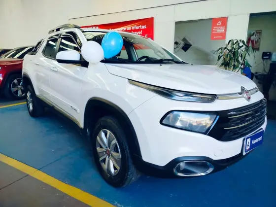 FIAT TORO 1.8 16V EVO FLEX FREEDOM AT6 FIAT TORO 1.8 16V EVO FLEX FREEDOM AT6