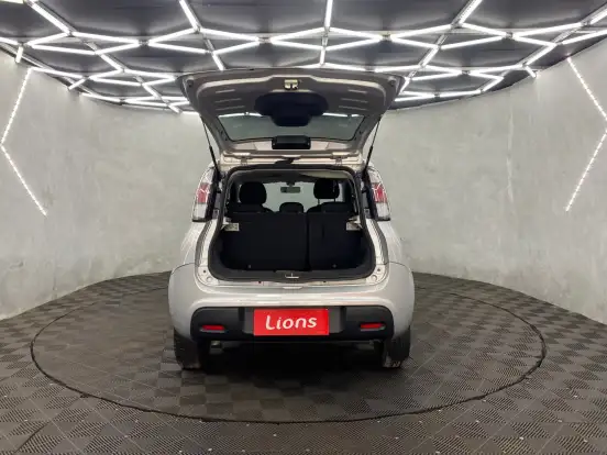 FIAT-UNO-2020