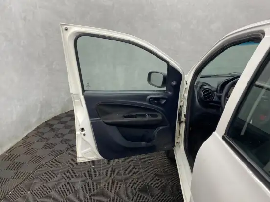 FIAT-UNO-1.0 FIRE FLEX ATTRACTIVE MANUAL FIAT-UNO-2019