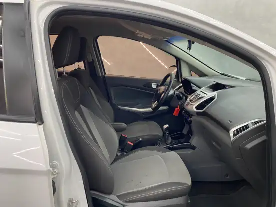 FORD-ECOSPORT-2013