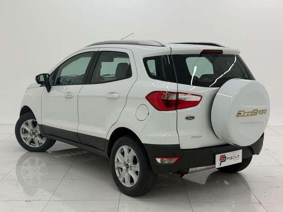 FORD-ECOSPORT-2015