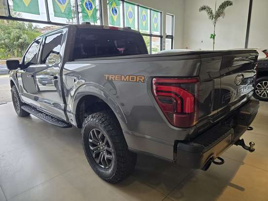 FORD-F-150-2025
