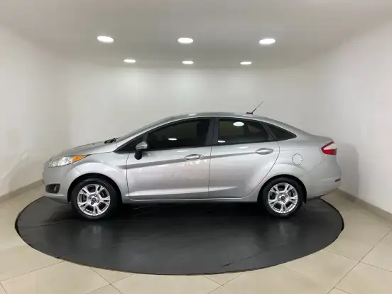 FORD-FIESTA-1.6 SE SEDAN 16V FLEX 4P POWERSHIFT FORD-FIESTA-2016