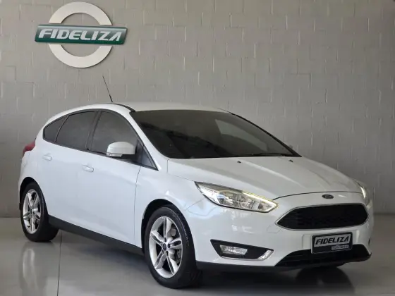 FORD FOCUS 1.6 SE 16V FLEX 4P MANUAL