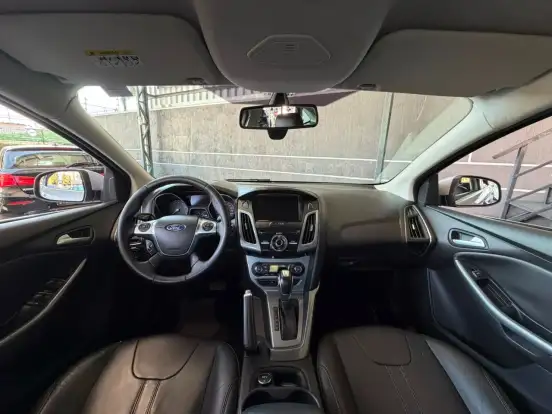 FORD-FOCUS-2015