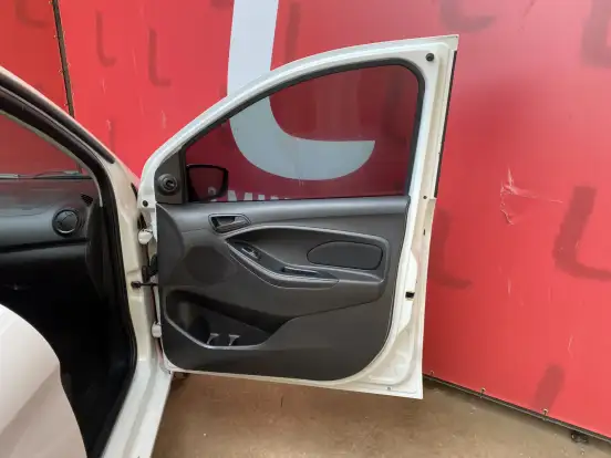 FORD-KA-1.5 TI-VCT FLEX SE SEDAN AUTOMÁTICO FORD-KA-2019