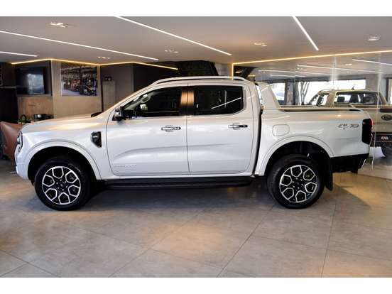 FORD-RANGER-3.0 V6 TURBO DIESEL CD LIMITED 4X4 AUTOMÁTICO FORD-RANGER-2023