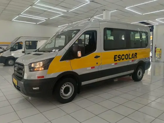 FORD TRANSIT 2.0 ECOBLUE DIESEL VIDRADA L3H2 AUTOMÁTICO