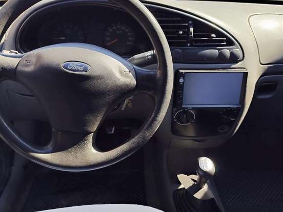 FORD-COURIER-1.6 MPI L 8V FLEX 2P MANUAL FORD-COURIER-2012