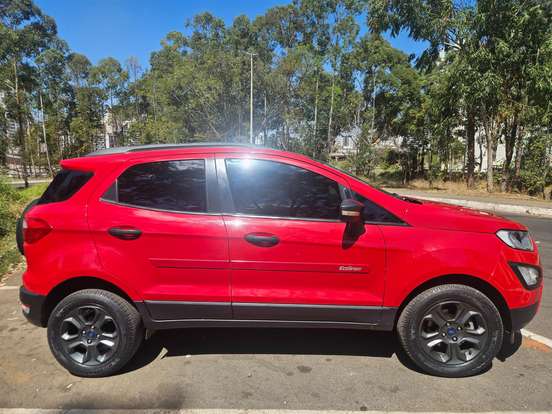 FORD-ECOSPORT-2017