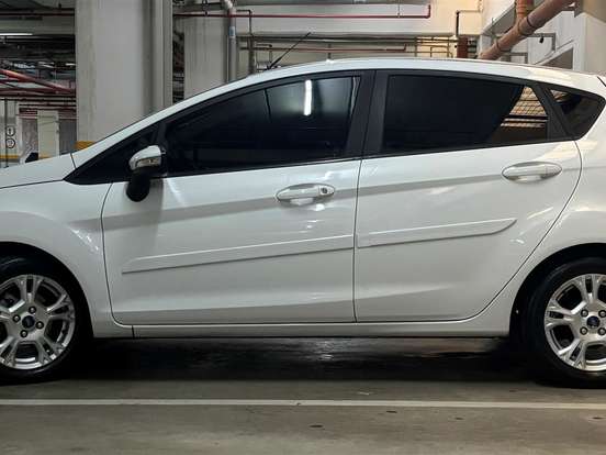 FORD-FIESTA-1.5 SE HATCH 16V FLEX 4P MANUAL FORD-FIESTA-2014