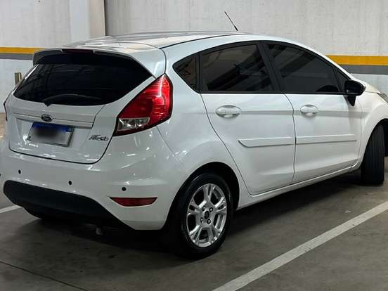 FORD-FIESTA-1.5 SE HATCH 16V FLEX 4P MANUAL FORD-FIESTA-2014