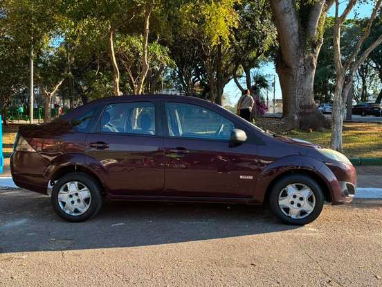 FORD-FIESTA-2011