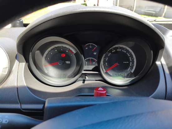 FORD-FIESTA-2012
