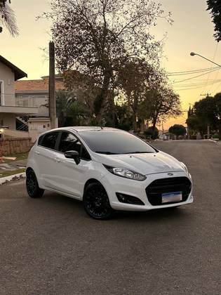 FORD FIESTA 1.6 SE HATCH 16V FLEX 4P MANUAL