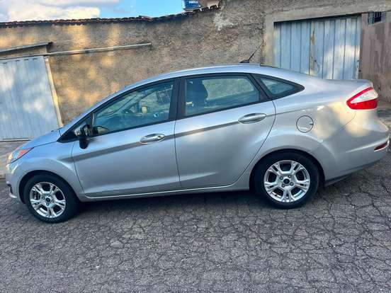 FORD-FIESTA-1.6 SE SEDAN 16V FLEX 4P MANUAL FORD-FIESTA-2015