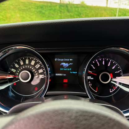 FORD-MUSTANG-2014