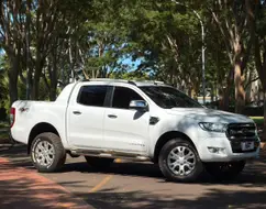 FORD RANGER 3.2 LIMITED 4X4 CD 20V DIESEL 4P AUTOMÁTICO FORD RANGER 3.2 LIMITED 4X4 CD 20V DIESEL 4P AUTOMÁTICO