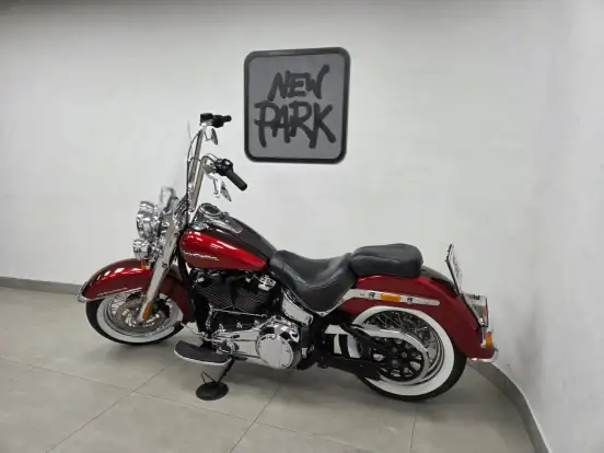 HARLEY-DAVIDSON-SOFTAIL DELUXE-2018