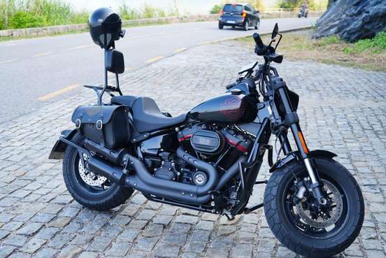 HARLEY-DAVIDSON-SOFTAIL FAT BOB 114-2024