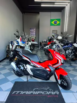 HONDA ADV 