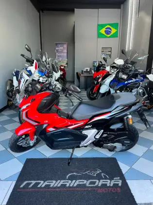 HONDA ADV 
