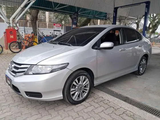 HONDA CITY 1.5 LX 16V FLEX 4P AUTOMÁTICO HONDA CITY 1.5 LX 16V FLEX 4P AUTOMÁTICO