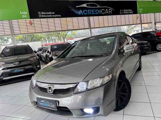 HONDA CIVIC 1.8 LXS 16V FLEX 4P AUTOMÁTICO