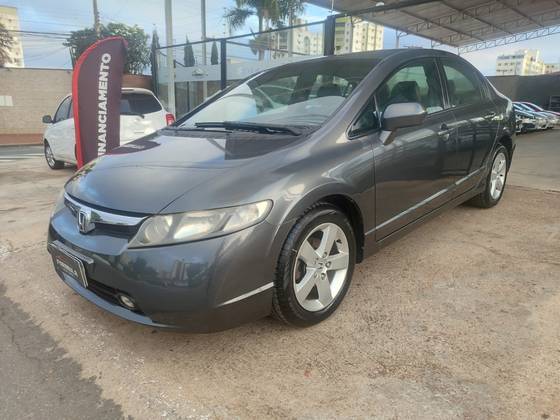 HONDA CIVIC 1.8 LXS 16V GASOLINA 4P MANUAL
