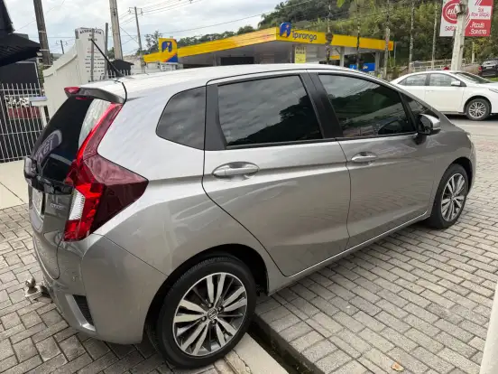 HONDA-FIT-2015