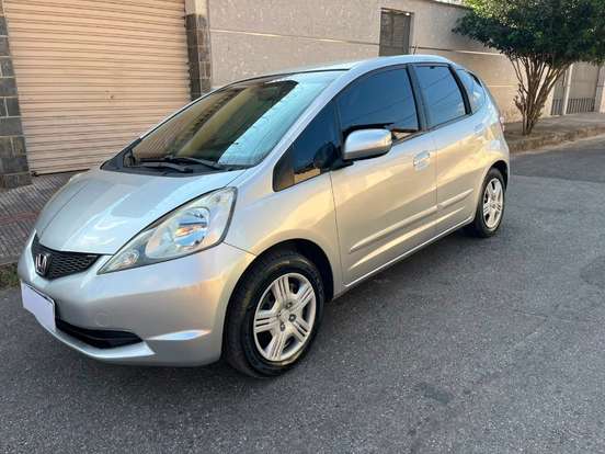 HONDA-FIT-2011