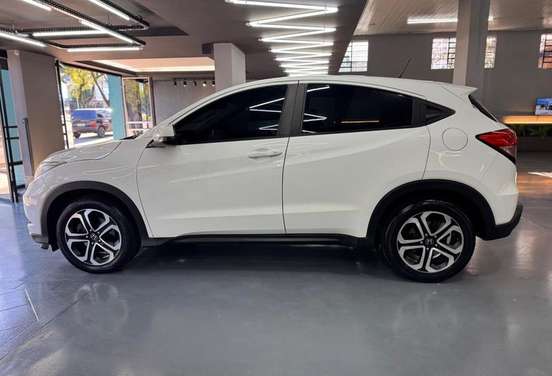 HONDA-HR-V-2015