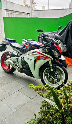 HONDA CBR 1000RR FIREBLADE 