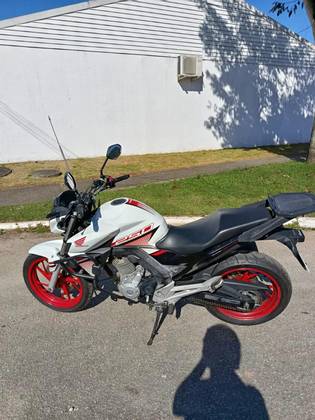 HONDA CB TWISTER 