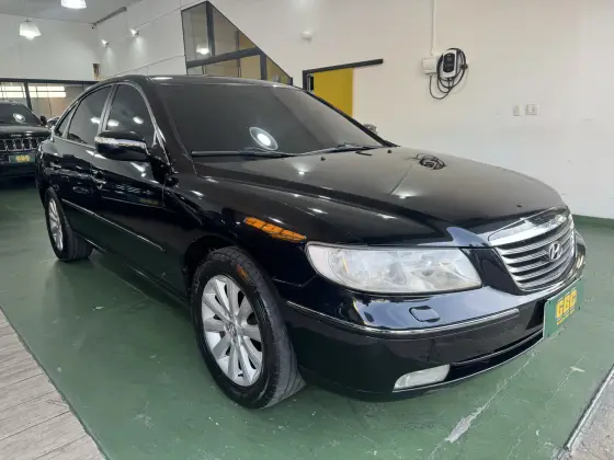 HYUNDAI AZERA 3.3 MPFI GLS SEDAN V6 24V GASOLINA 4P AUTOMÁTICO HYUNDAI AZERA 3.3 MPFI GLS SEDAN V6 24V GASOLINA 4P AUTOMÁTICO