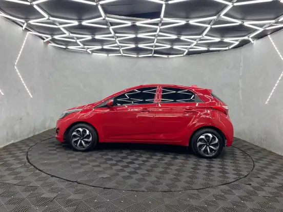 HYUNDAI-HB20-2013