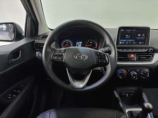 HYUNDAI-HB20-2023