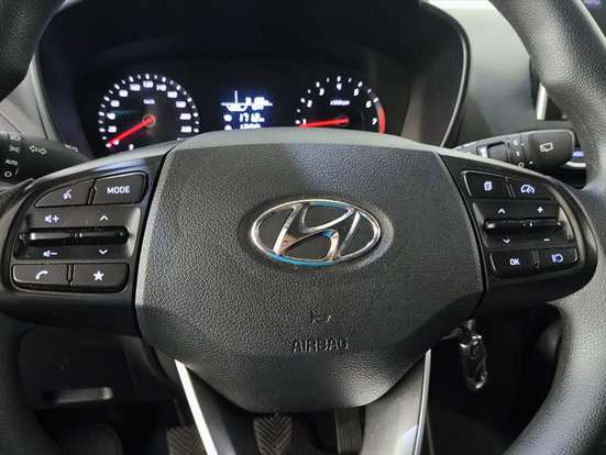 HYUNDAI-HB20-2023