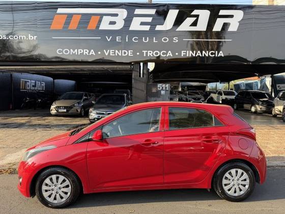 HYUNDAI HB20 1.0 COMFORT PLUS 12V FLEX 4P MANUAL