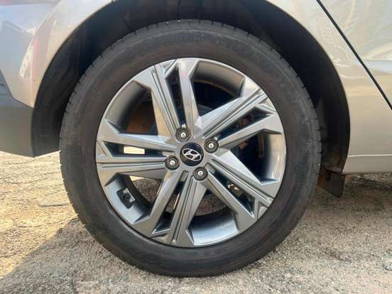 HYUNDAI-HB20-2025